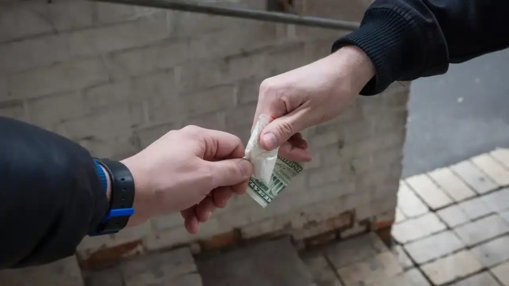 UYUŞTURUCU TİCARETİ SUÇUNDA ETKİN PİŞMANLIK